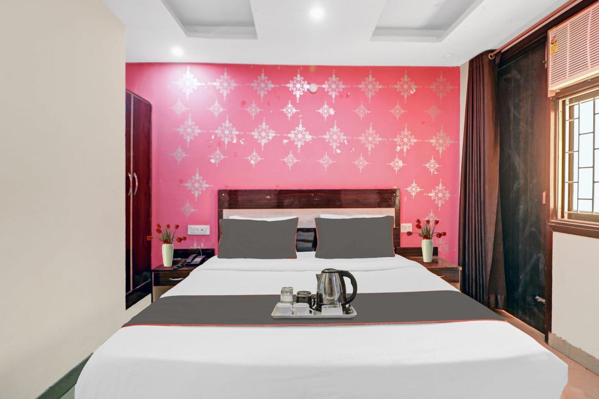 O Lotus Hotel 3*
