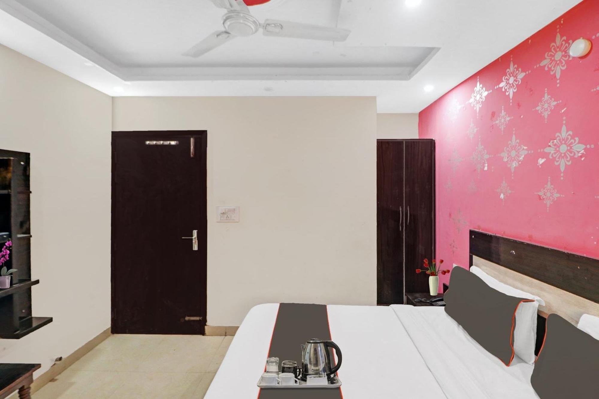 Hotel O Lotus 3*