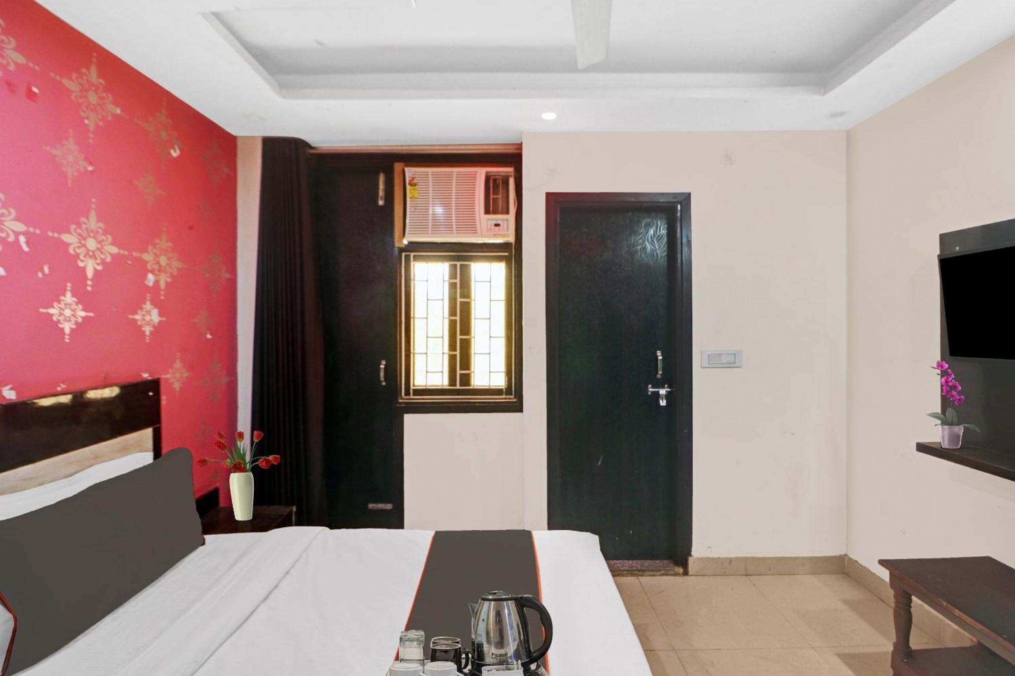 Hotel O Lotus New Delhi